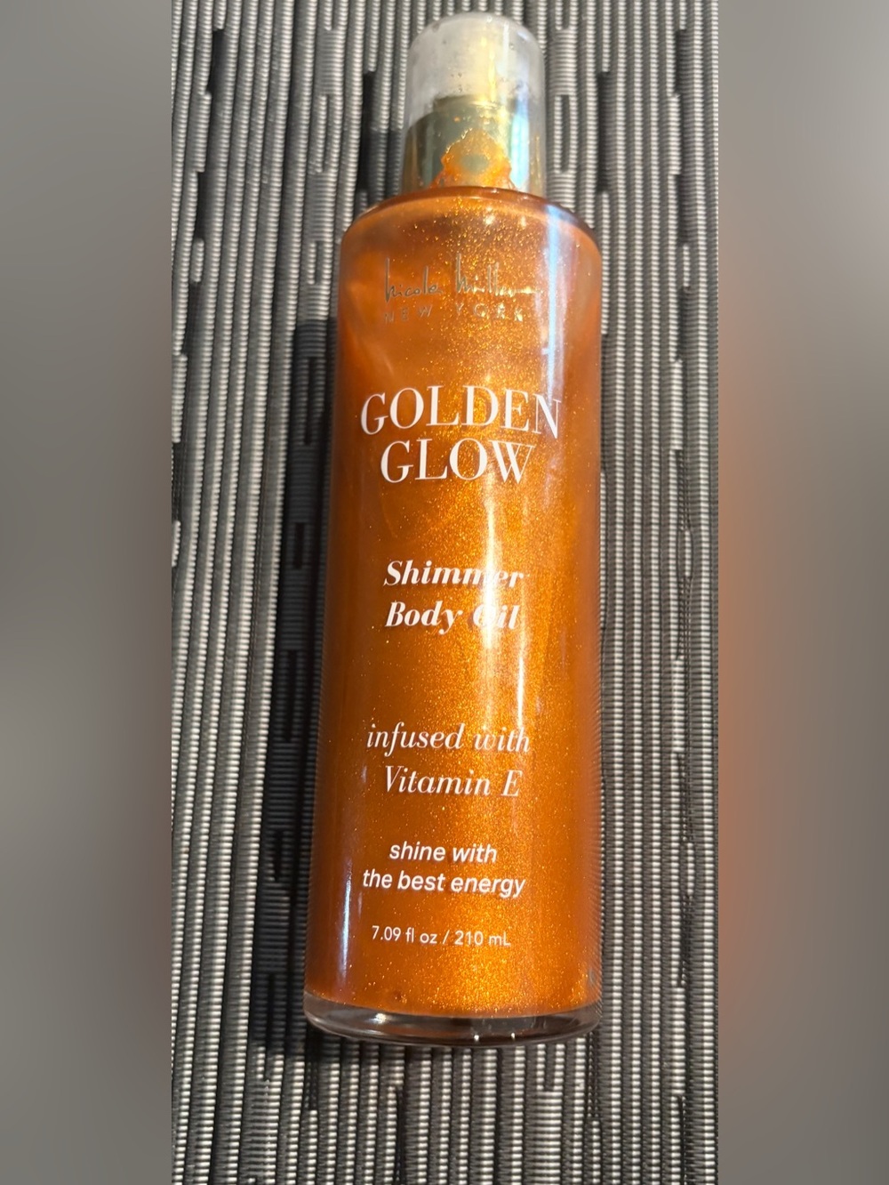 Nicole Miller Golden Glow Shimmer Body Oil - Orange Gold